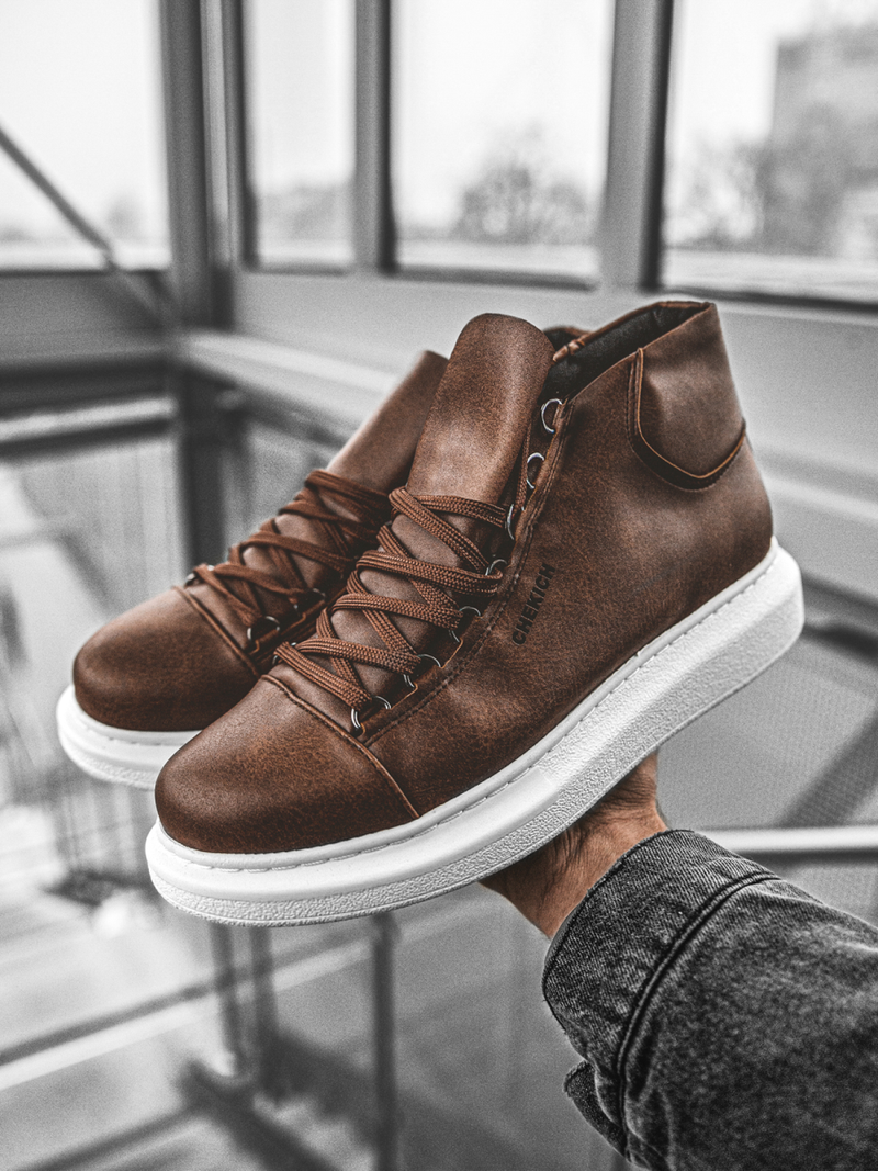 Férfi magasszárú sneakersek barna-fehér OZONEE CH/258