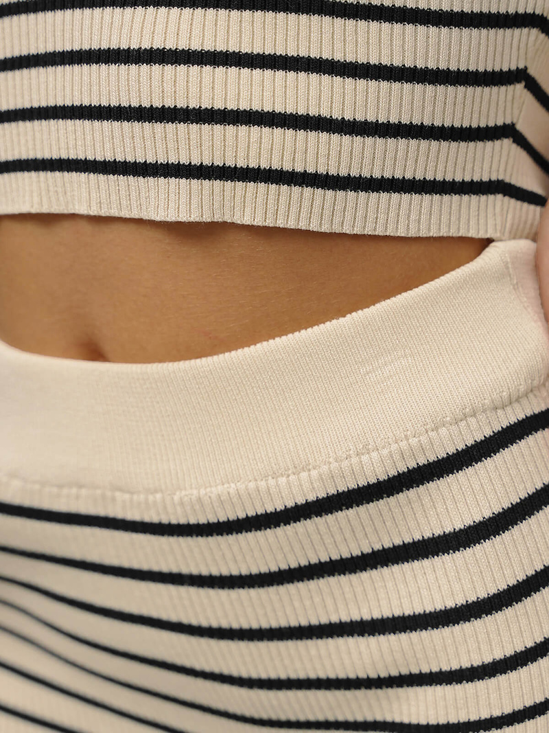 Női szett bézs/fekete - felső és szoknya OZONEE O/CH5801