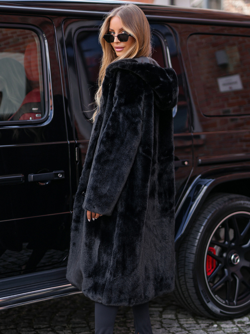 Női szőrme téli kabát fekete OZONEE JS/11Z8250